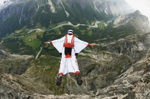 A modern day wing suit in flight. Image credit www.toysperiod.com